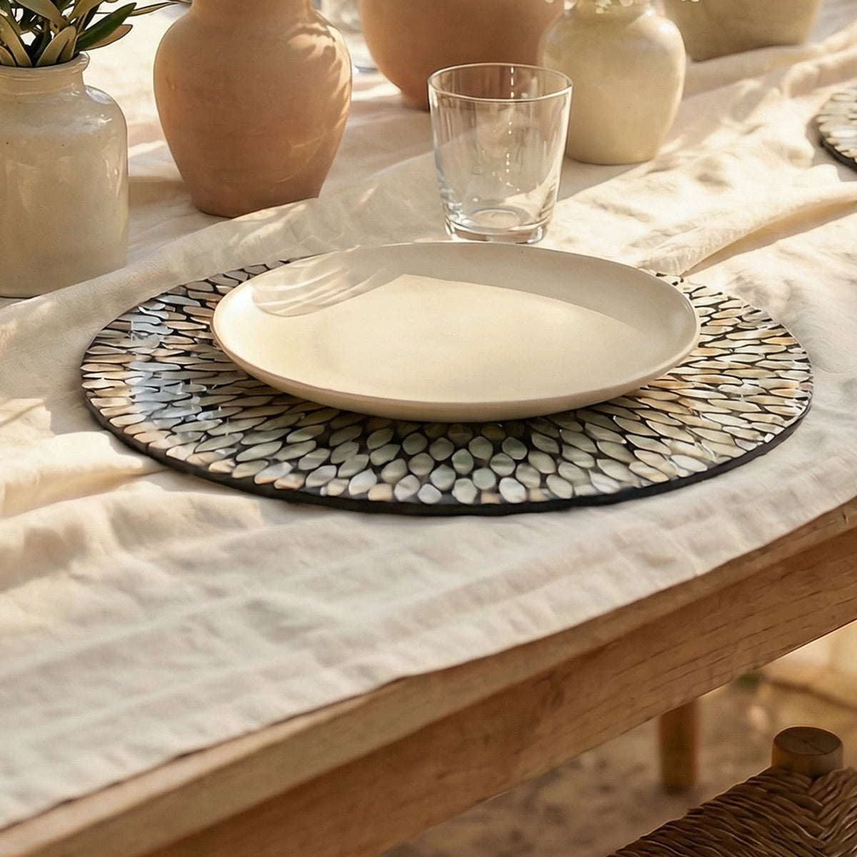 Capiz Placemat - Black Floral