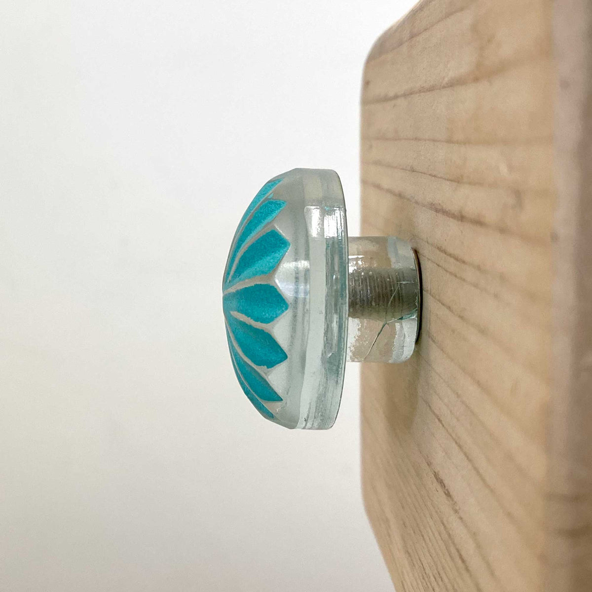 Glass Aquamarine Knob - 4cm