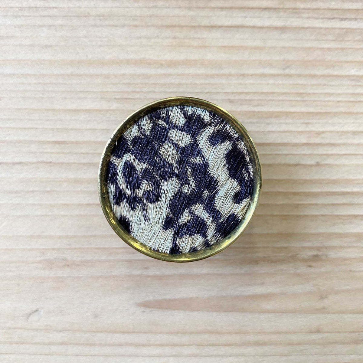 Leopard B Knob - 3cm