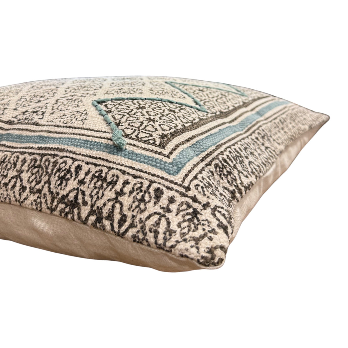 Diu Cushion - 55 x 55cm