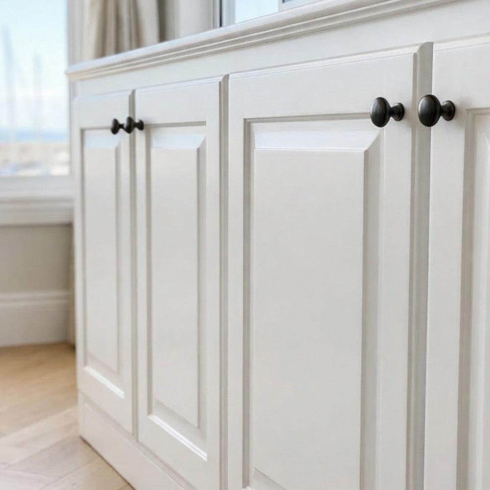 Hamptons Entertainment Unit - White