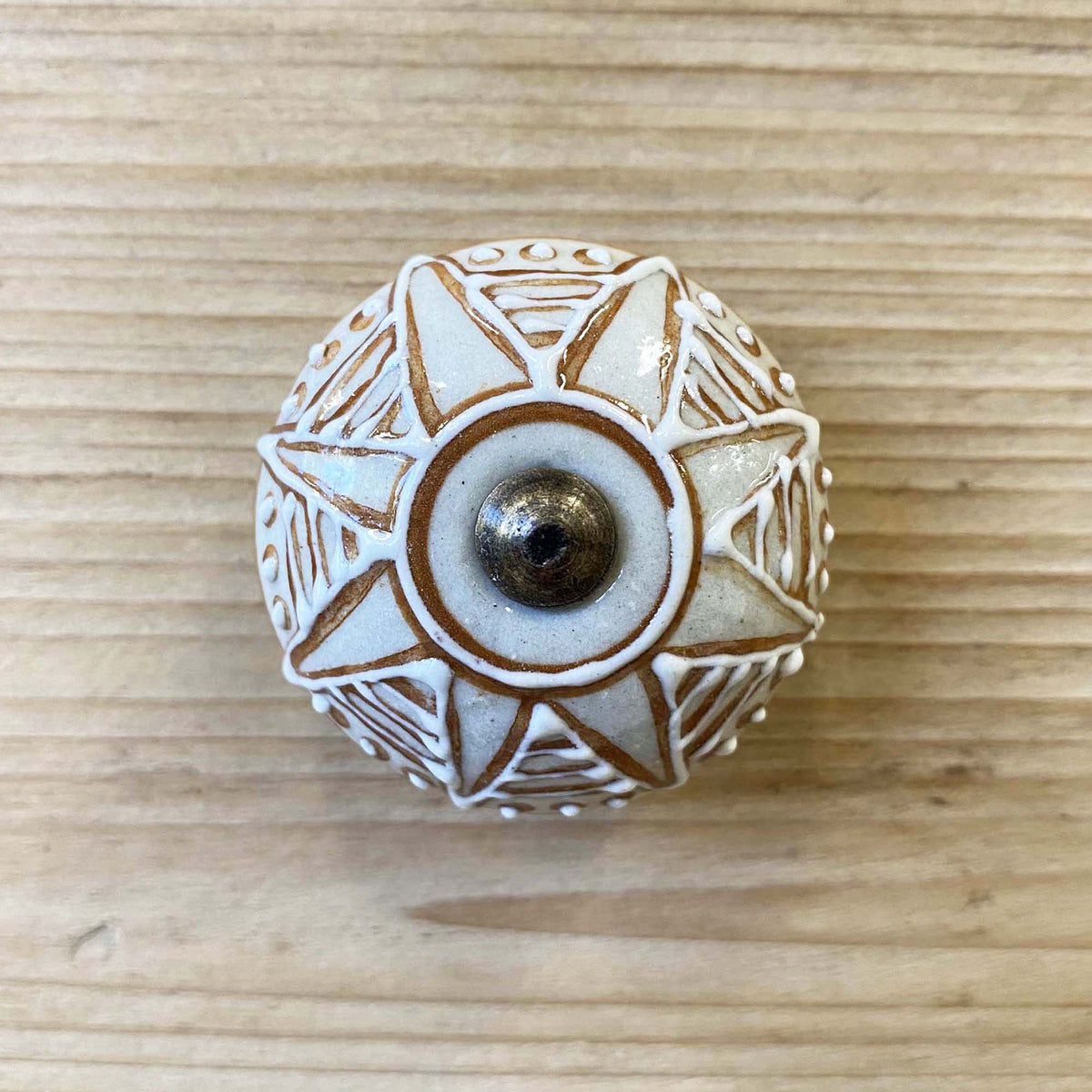Biscuit Knob - 4.5cm