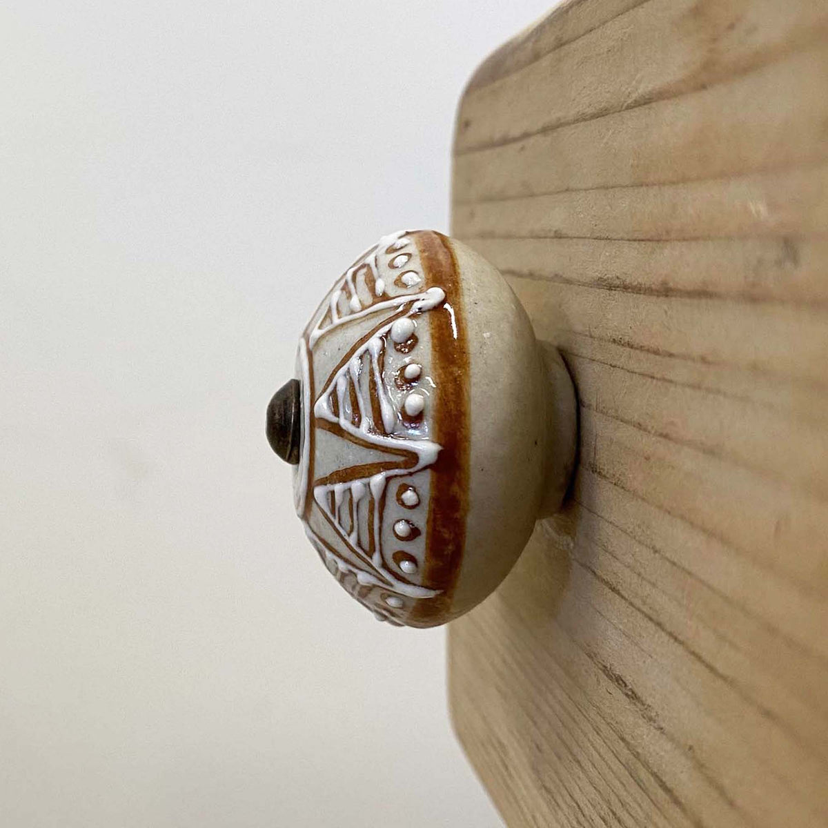 Biscuit Knob - 4.5cm