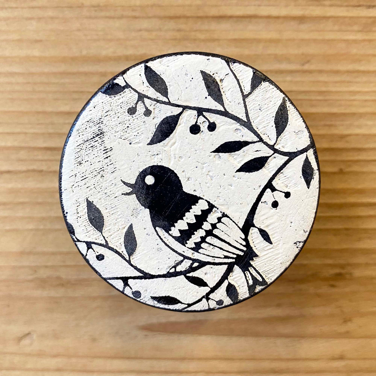 Carved Black Bird Knob - 4.5cm