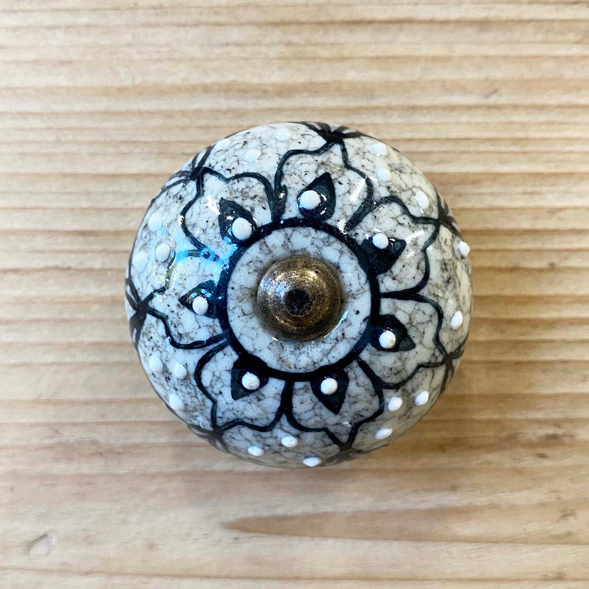 Marbleised Dotty Flower B Knob - 4.5cm