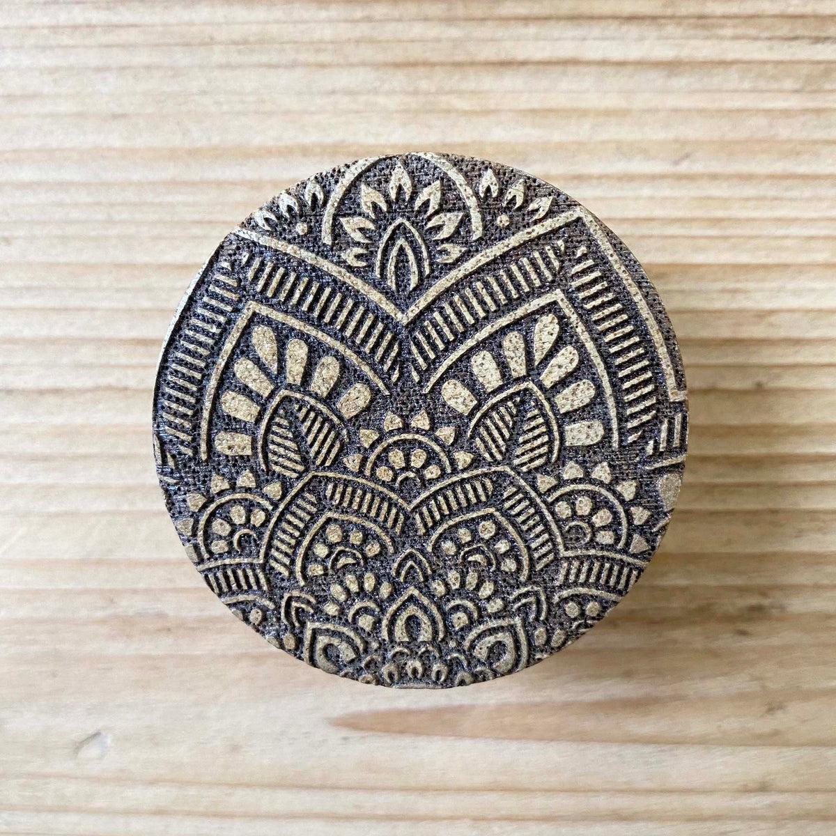Stamped Mandala Knob - 4.5cm