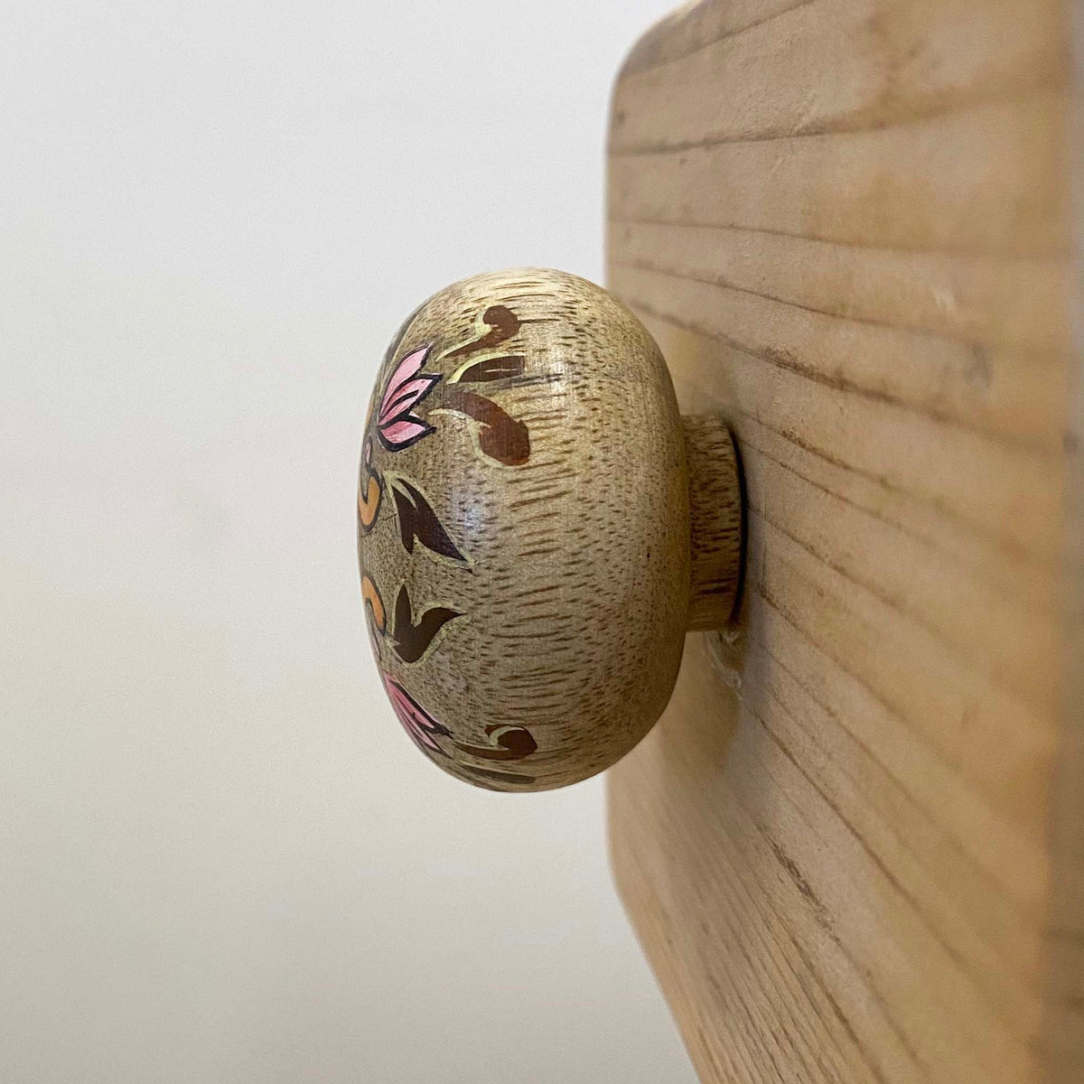 Wooden Istanbul Knob - 4.5cm