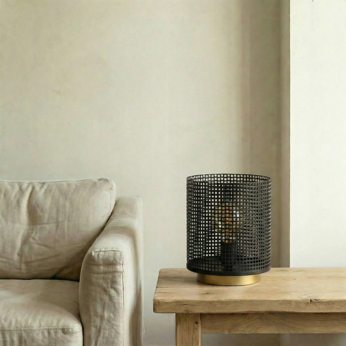 Kyoto Table Lamp - Black & Gold