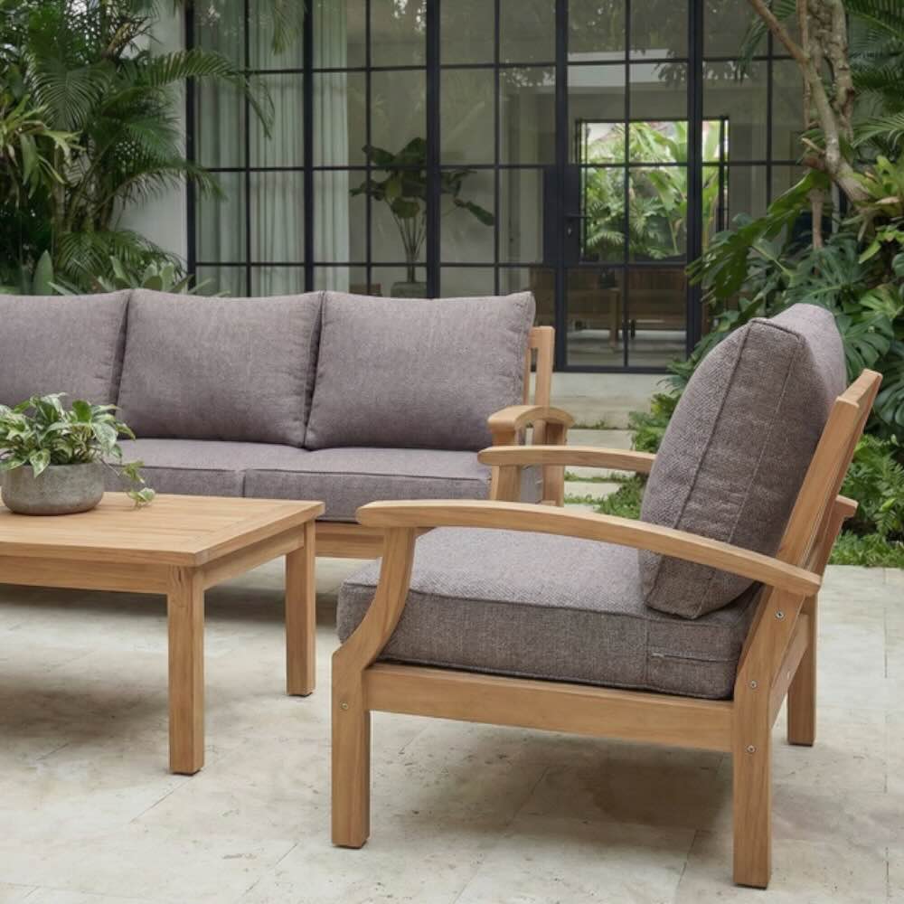 Lanai Outdoor Armchair - Teak / Dove