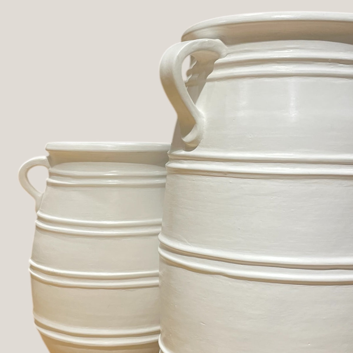 White Mediterranean Pot - 60cm