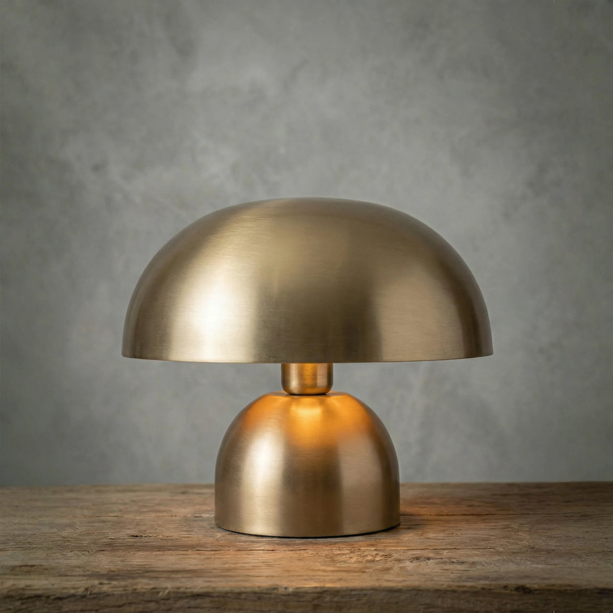 Nome Table Lamp - Gold