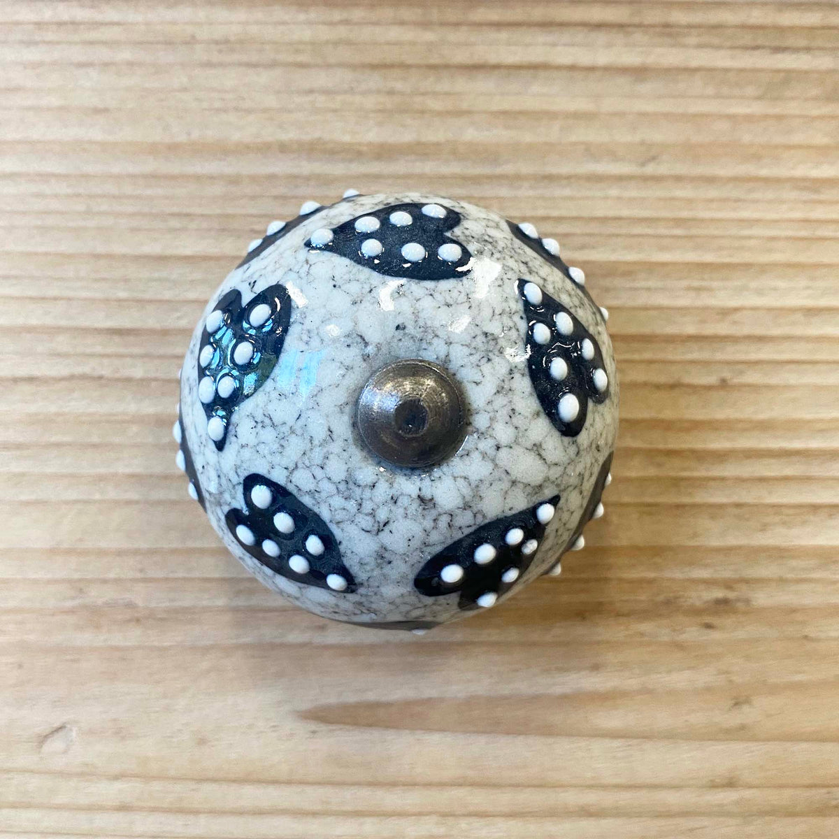 Dotty Black Heart Knob - 4.5cm