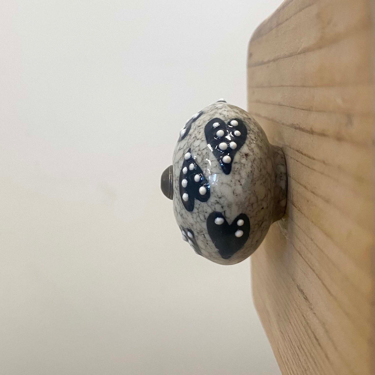 Dotty Black Heart Knob - 4.5cm