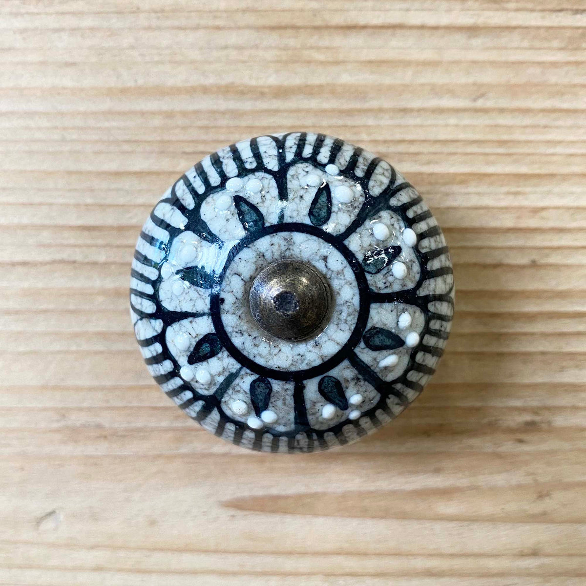 Marbleised Dotty Flower C Knob - 4.5cm