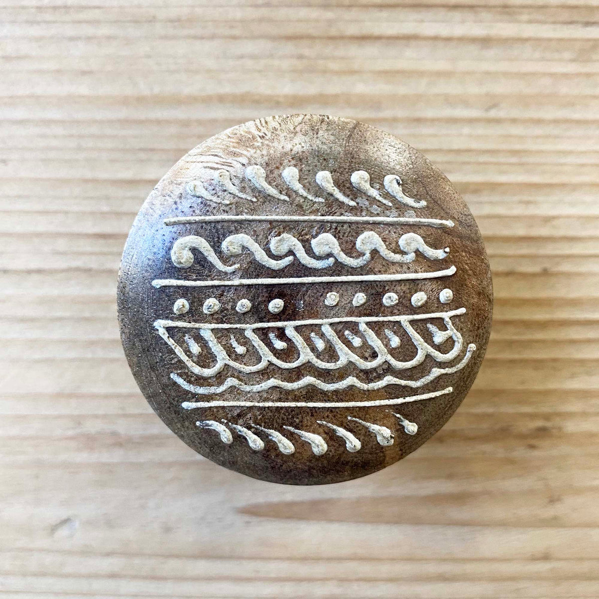 Primitive Painting B Knob - 4cm