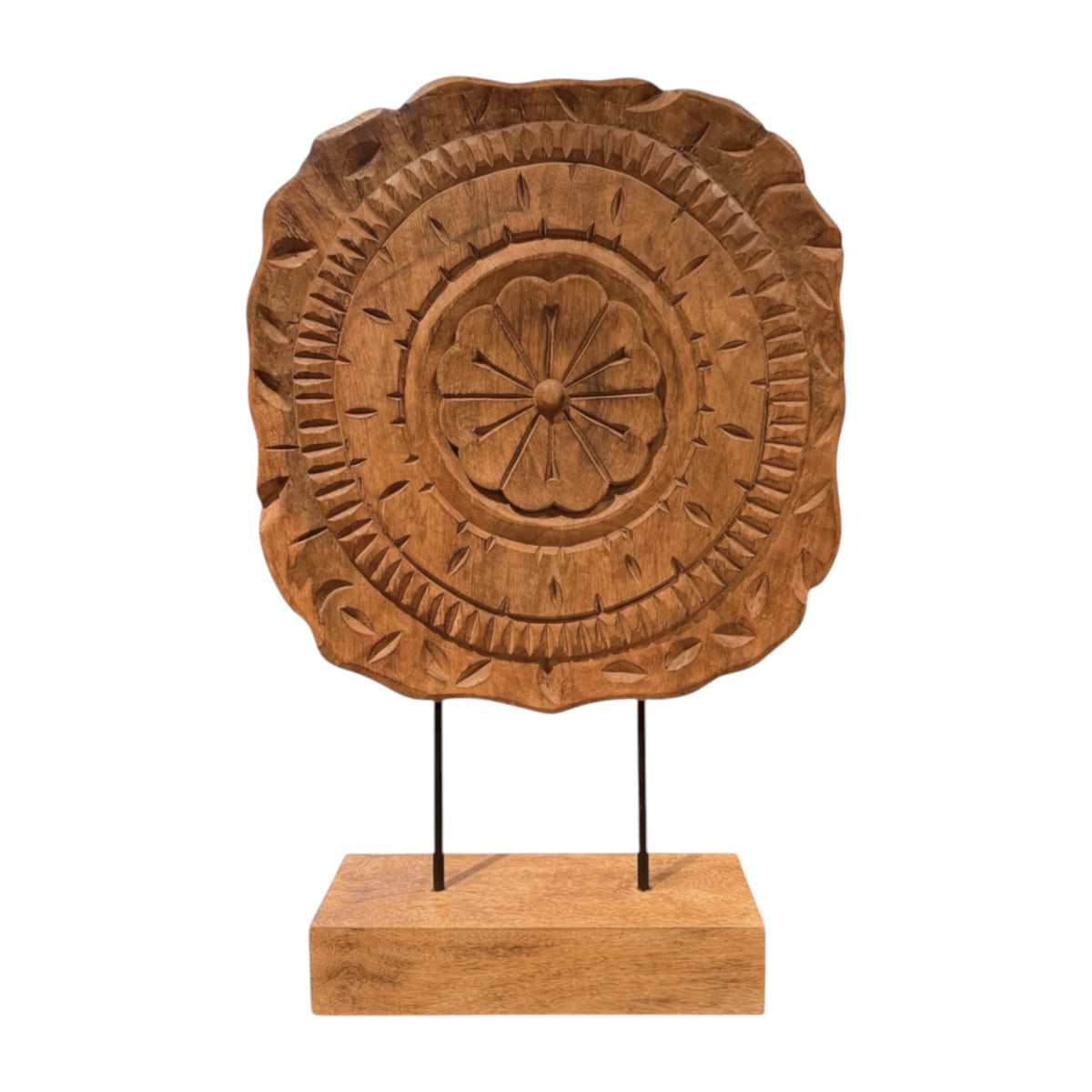 Round Carving on Base - Natural