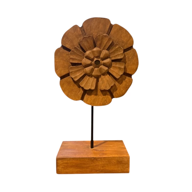 Carved Flower On Base Small IMG1