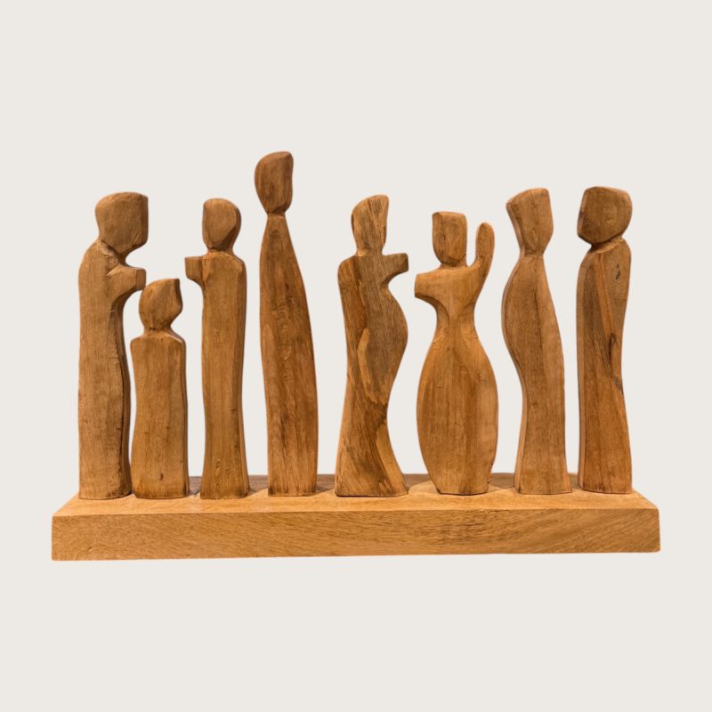 Group figures On Base Natural IMG1