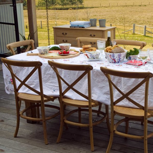 Table placement ideas: How to create the perfect table setting for your get-together