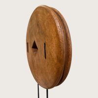 Large Round Disc On Base IMG2-Photoroom