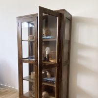 New-York-Display- Cabinet 3