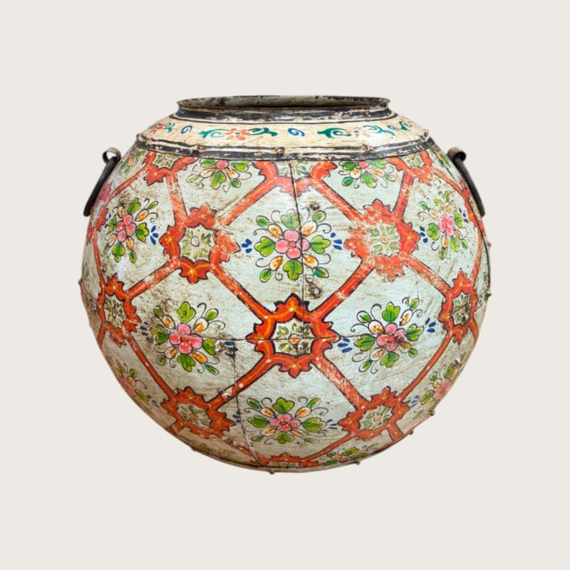 Red Cross Painted Urn IMG1