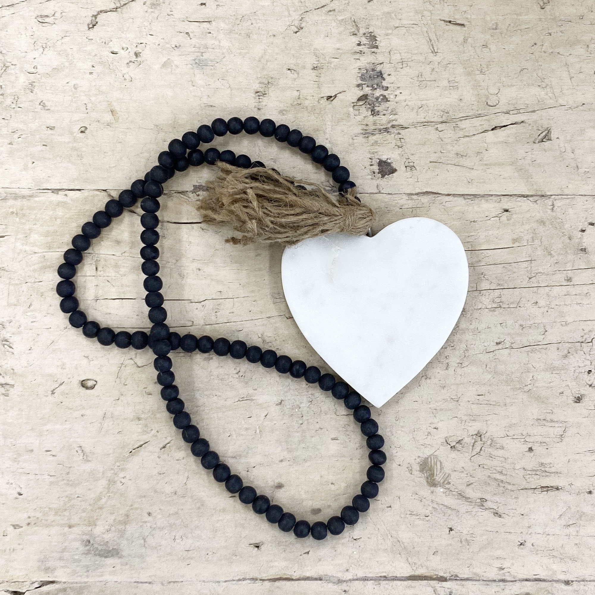 Shack Tassel Marble Heart on Black Beads