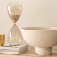 UGC @stylingmyinterior_IMG1 Rosa paper mache Luster 90 min hour glass